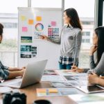 Mission chargé de communication : rôles, compétences et perspectives de carrière