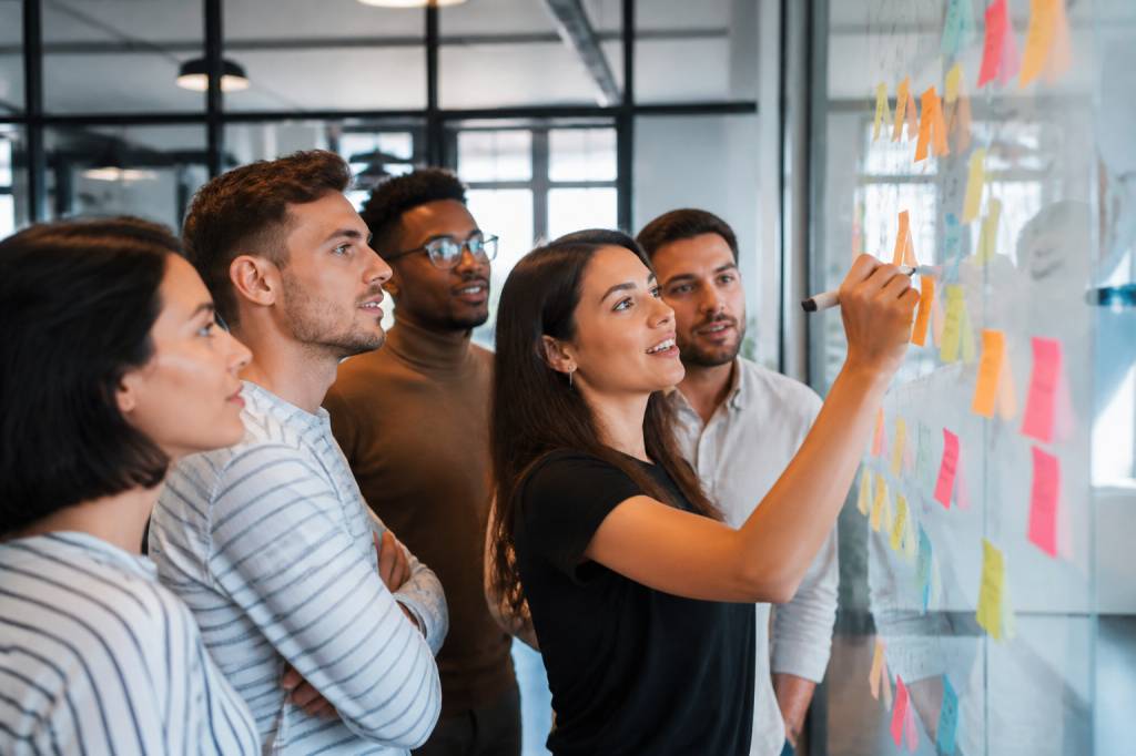Créativité communication : comment stimuler l’innovation et renforcer son impact en entreprise