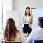Communication institutionnelle formation : choisir le bon programme pour renforcer sa stratégie de contenu B2B